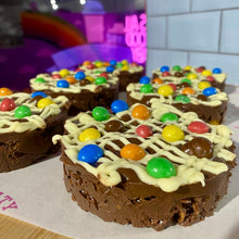 Load image into Gallery viewer, Individual Nutella Cornflake Crispie
