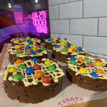 Load image into Gallery viewer, Individual Nutella Cornflake Crispie
